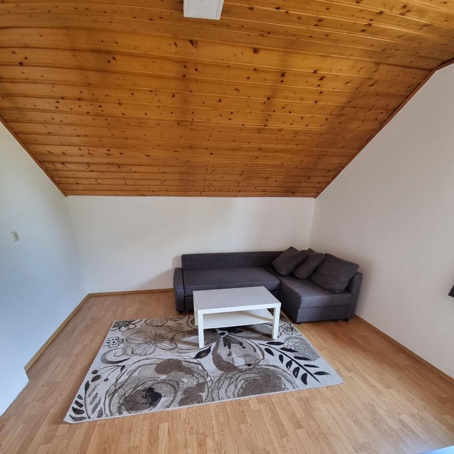 Kiki Privatne Sobe, Zagreb Airport Lejlighed Velika Gorica Eksteriør billede